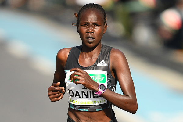 Филомена Чейех выиграла женский марафон в Японии - 2:23.18                                                